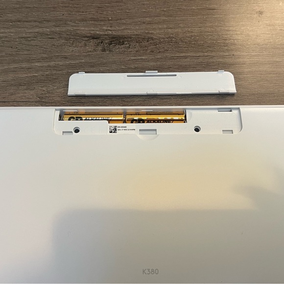 Logitech - K380 - Picture 4 of 4